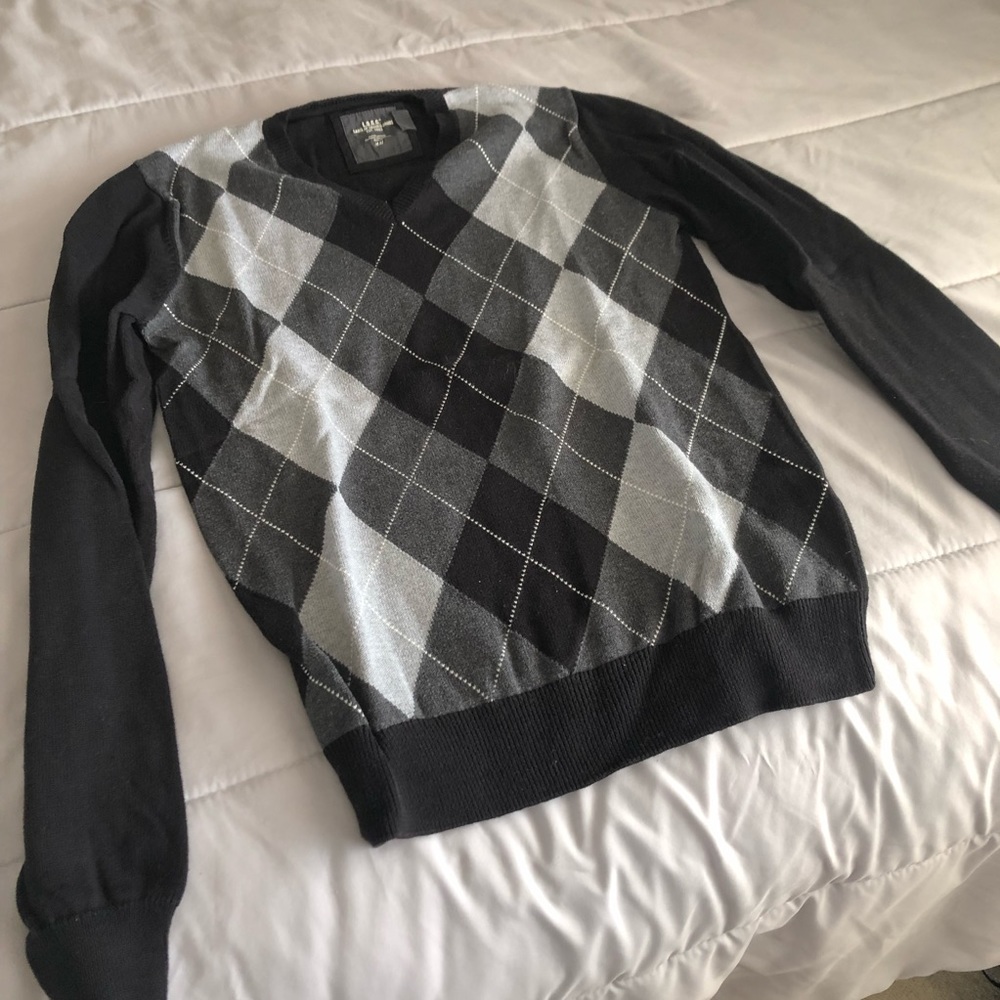 EXPRESS- MENS MEDIUM- Black & Grey sweater